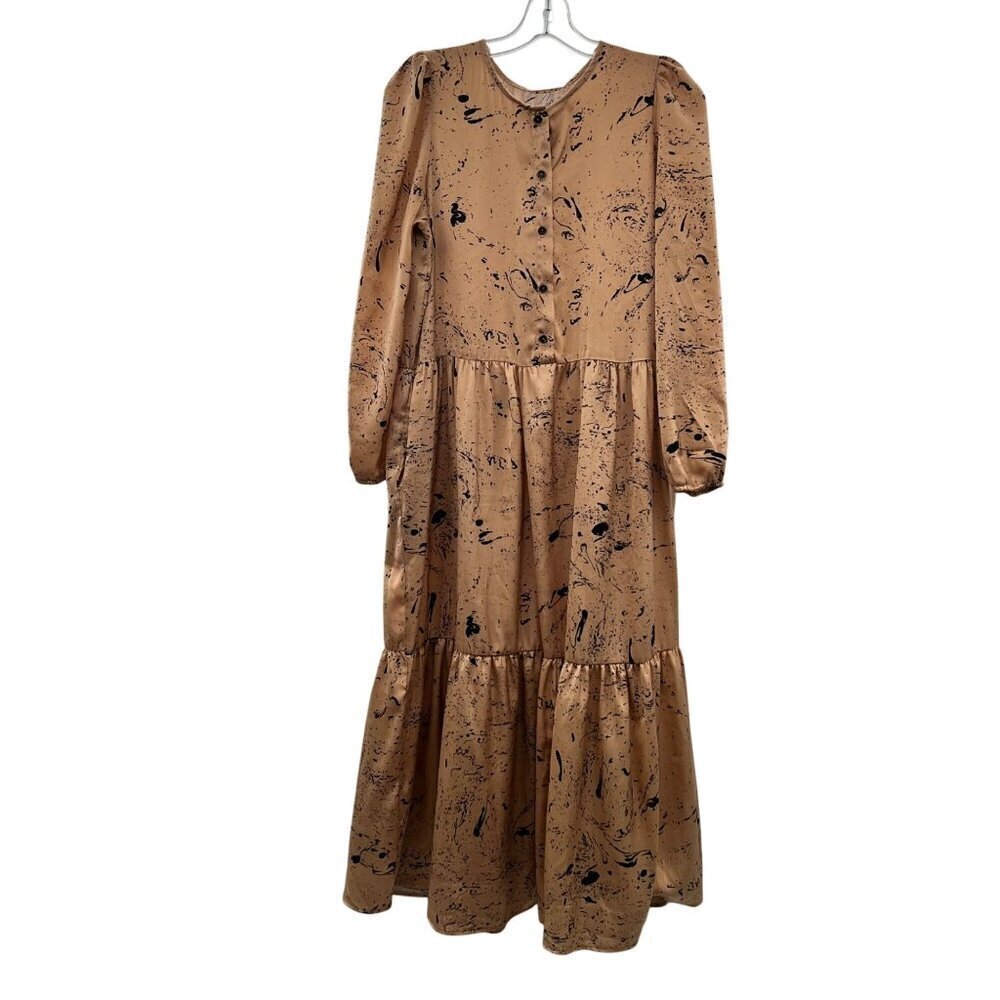 Bucketlist Women's Long Sleeve Tiered Maxi Dress Beige/Black Size Medium